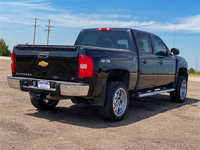Chevrolet Silverado photo 12