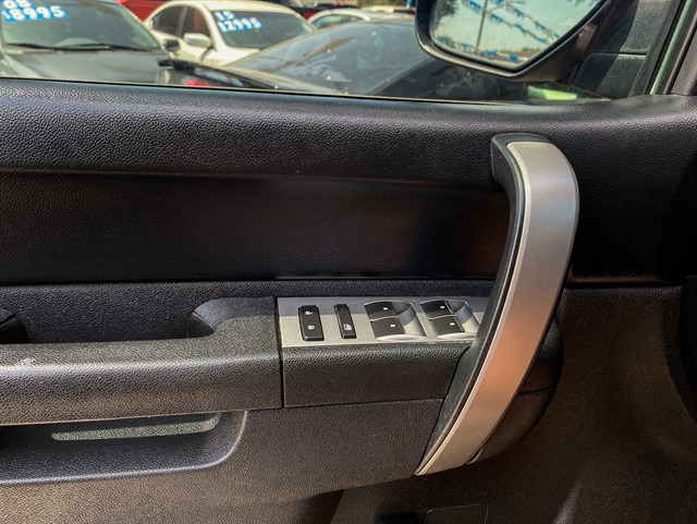 Chevrolet Silverado photo 15
