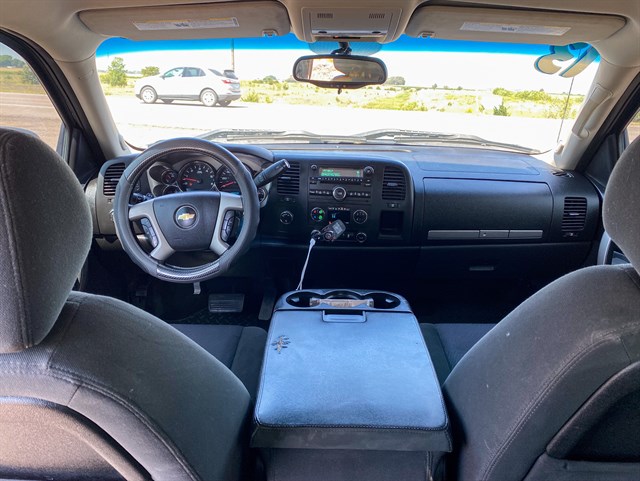 Chevrolet Silverado photo 16
