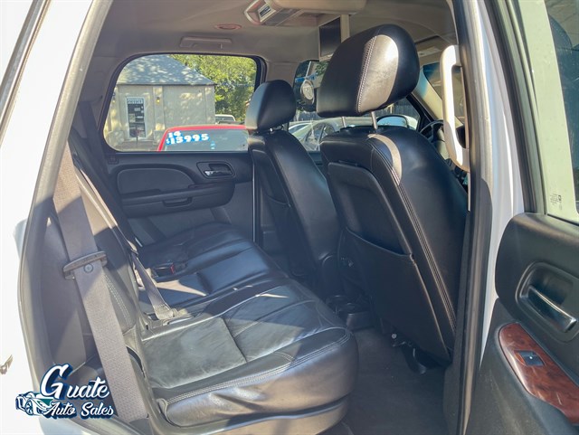 Chevrolet Tahoe photo 13