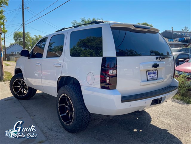 Chevrolet Tahoe photo 8