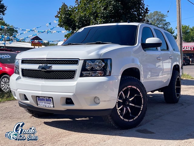 Chevrolet Tahoe photo 3
