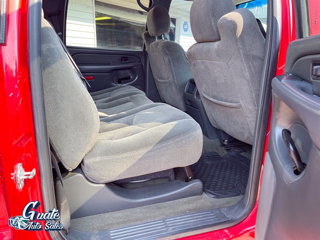 Chevrolet Silverado photo 17