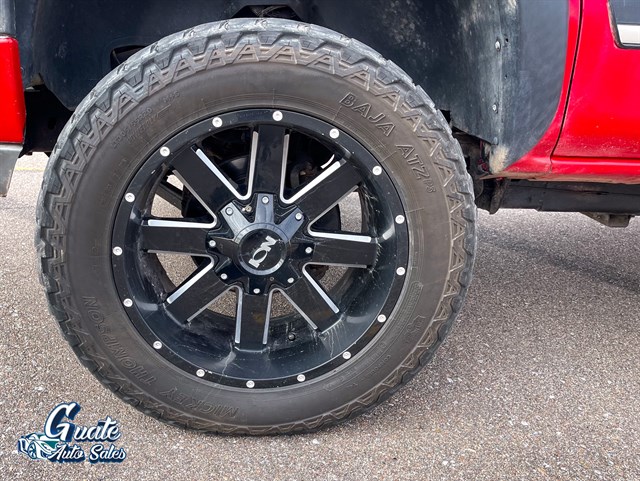 Chevrolet Silverado photo 11