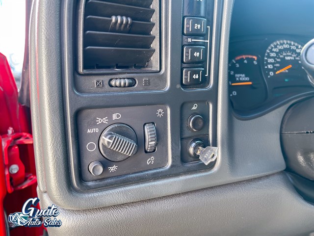 Chevrolet Silverado photo 8