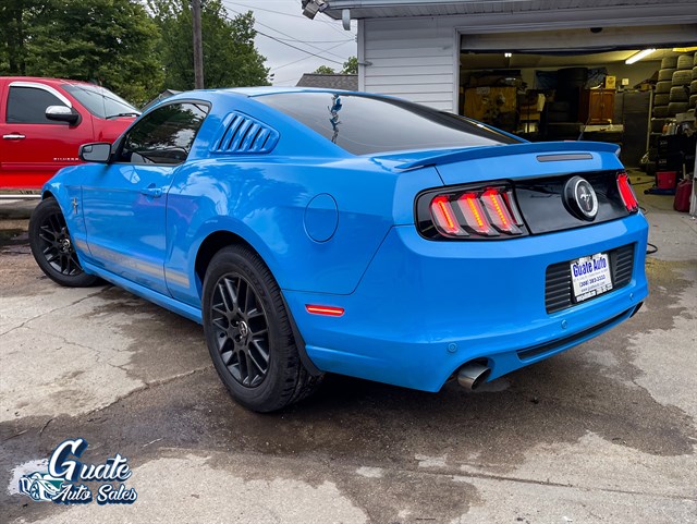 Ford Mustang photo 8