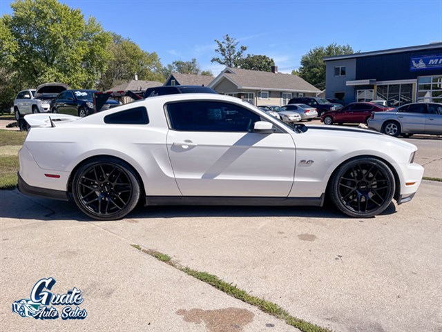 Ford Mustang photo 11
