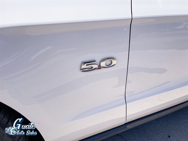 Ford Mustang photo 4