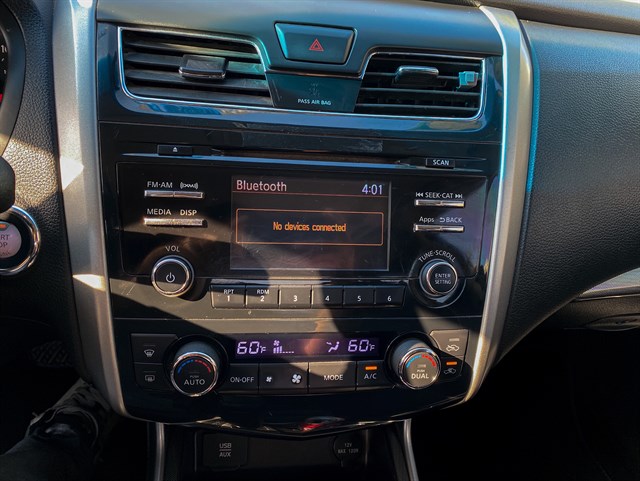 Nissan Altima photo 8