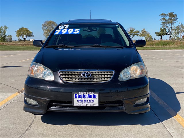 Toyota Corolla photo 2