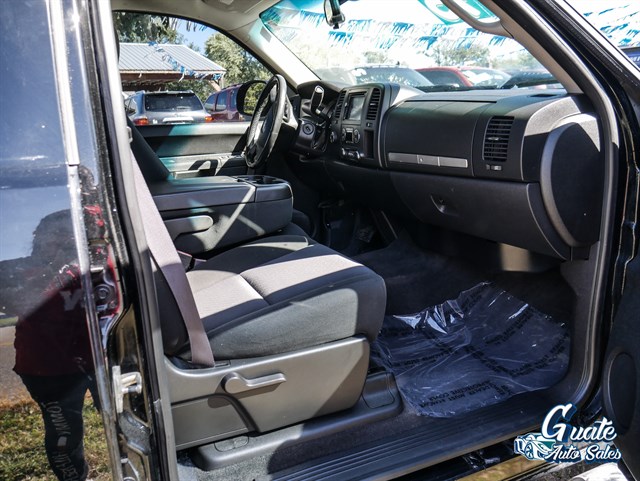 Chevrolet Silverado photo 11