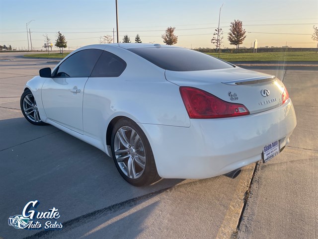 Infiniti G37 photo 10