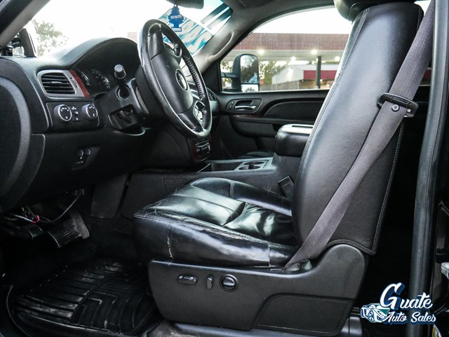 Chevrolet Silverado photo 8