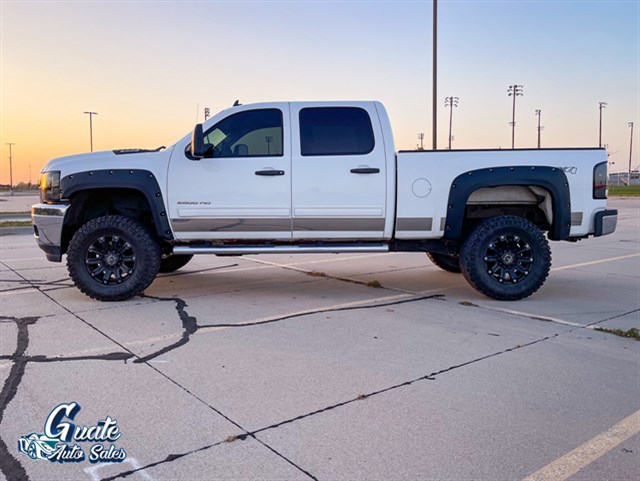 Chevrolet Silverado photo 9