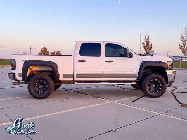 Chevrolet Silverado photo 13