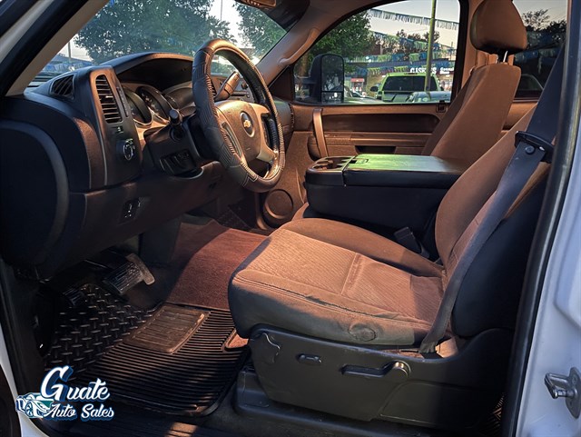 Chevrolet Silverado photo 5