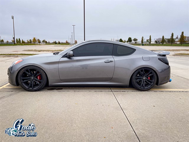 Hyundai Genesis Coupe photo 8