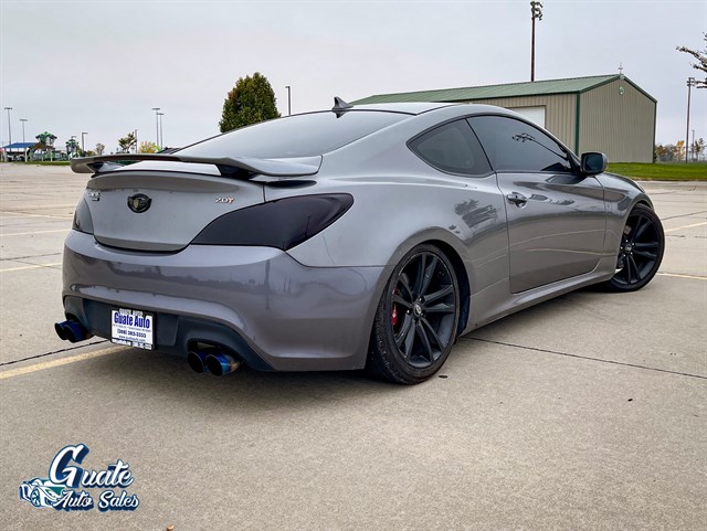 Hyundai Genesis Coupe photo 11