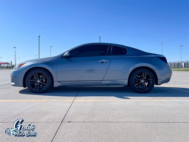 Nissan Altima photo 5