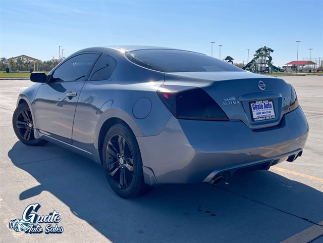 Nissan Altima photo 6