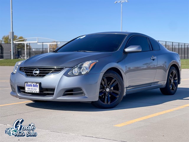 Nissan Altima photo 3