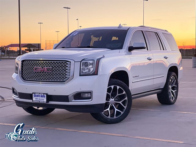 GMC Yukon photo 3
