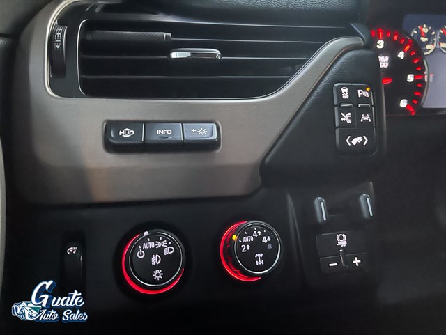GMC Yukon photo 6