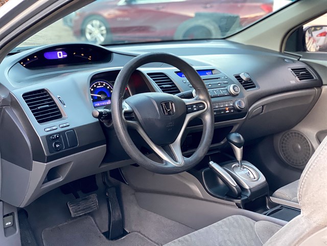 Honda Civic photo 4