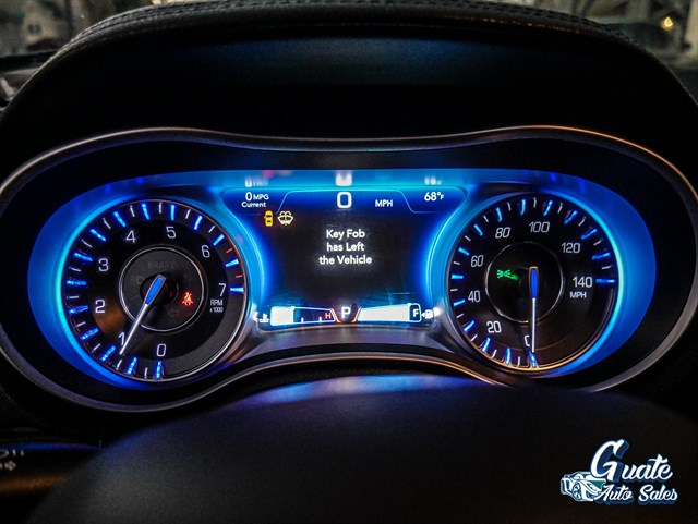 Chrysler 300 photo 15