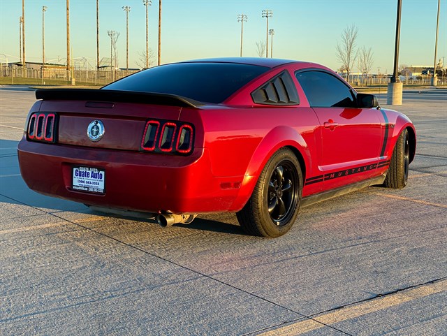 Ford Mustang photo 10
