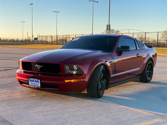 Ford Mustang photo 3
