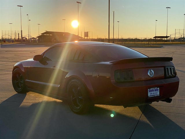 Ford Mustang photo 8