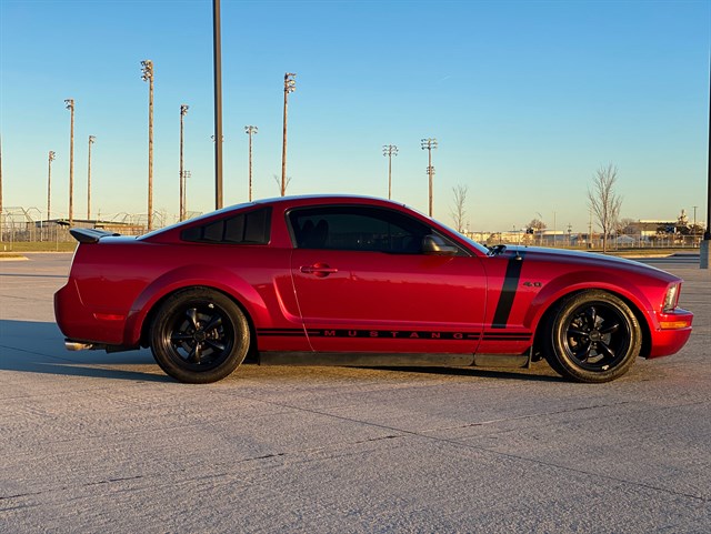 Ford Mustang photo 11