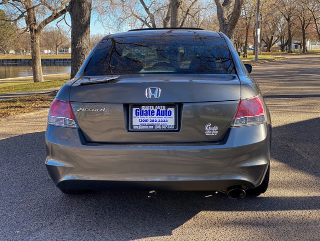 Honda Accord photo 9