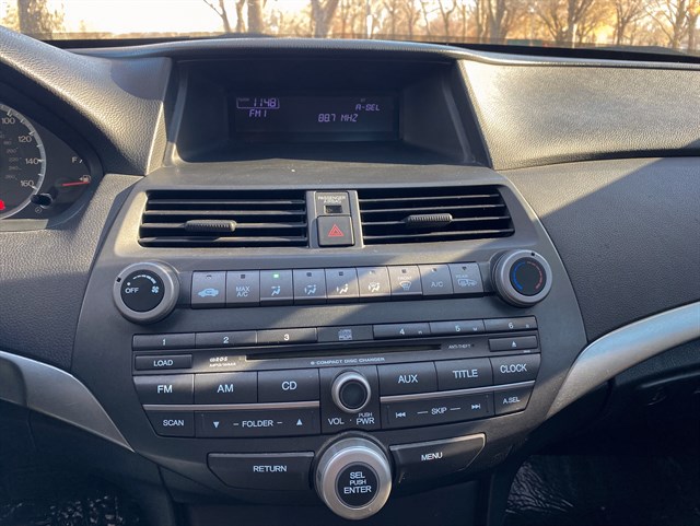 Honda Accord photo 7