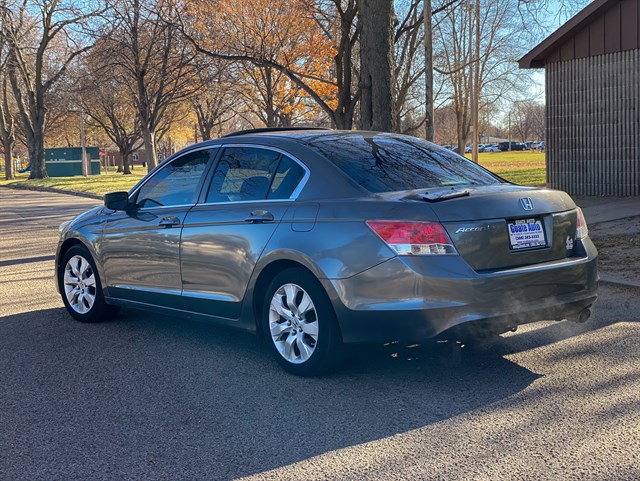 Honda Accord photo 8