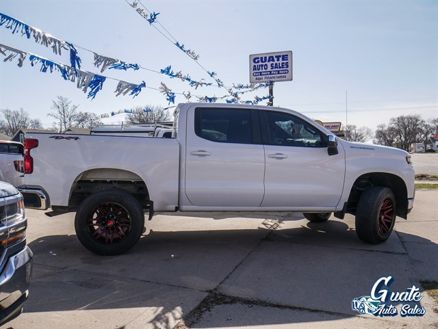Chevrolet Silverado photo 11