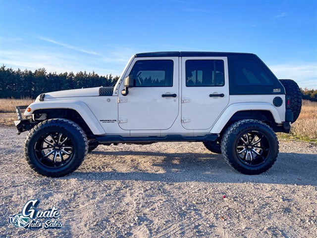 Jeep Wrangler photo 9