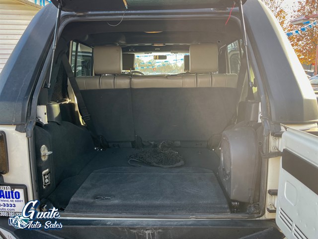 Jeep Wrangler photo 14
