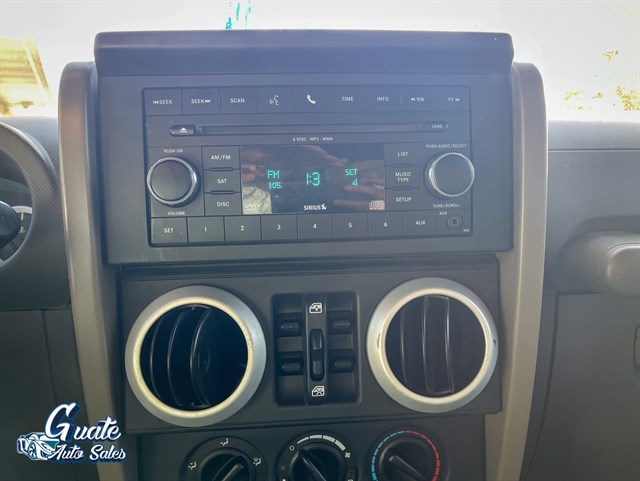 Jeep Wrangler photo 6