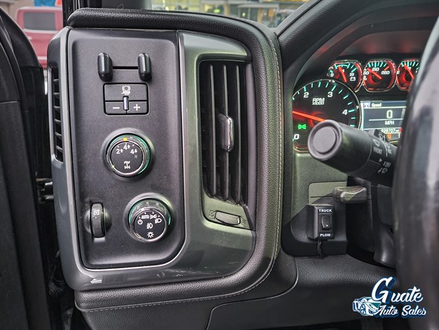 Chevrolet Silverado photo 9