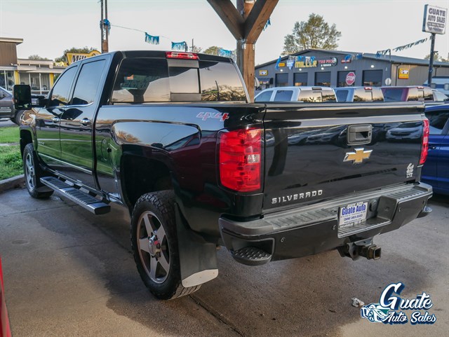 Chevrolet Silverado photo 12