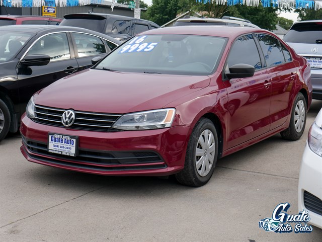 Volkswagen Jetta photo 3