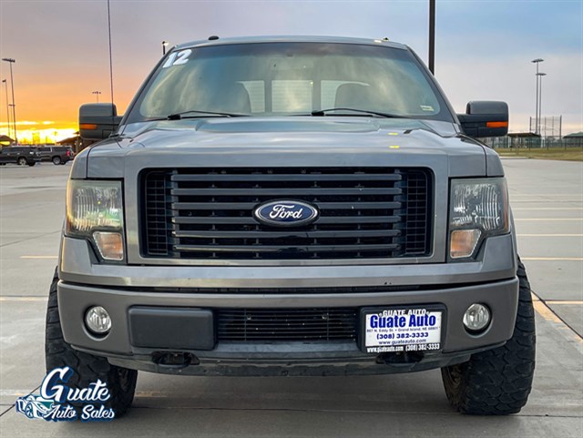 Ford F-150 photo 2