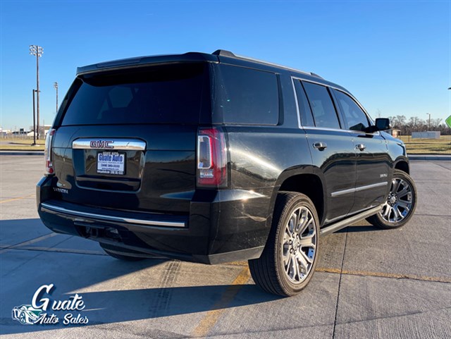 GMC Yukon photo 16