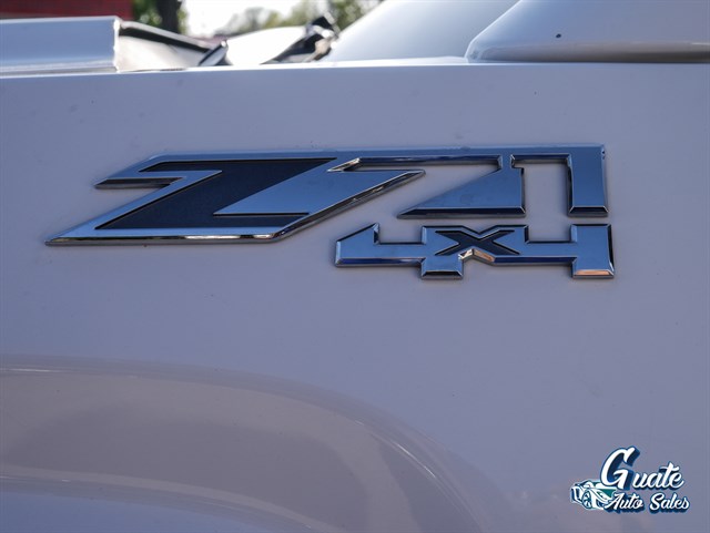 GMC Sierra photo 17