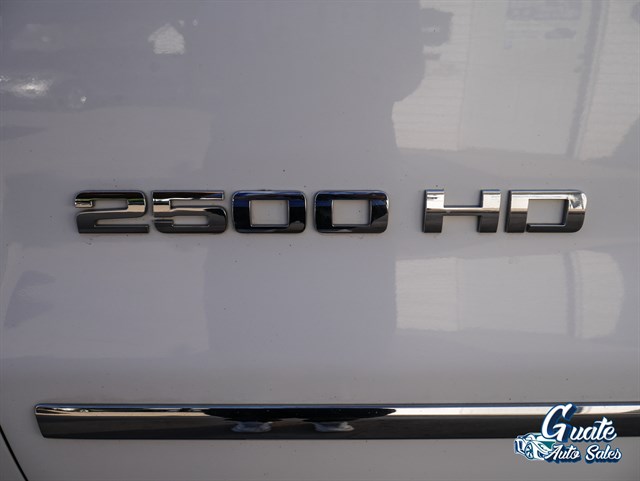 GMC Sierra photo 16