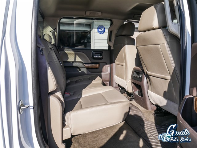 GMC Sierra photo 11