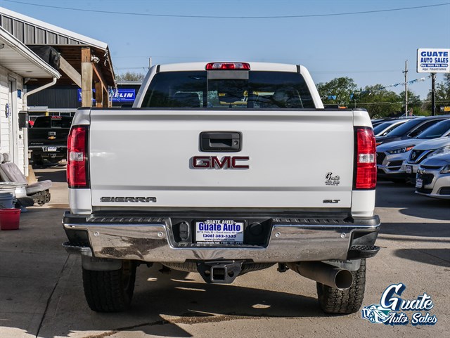 GMC Sierra photo 14
