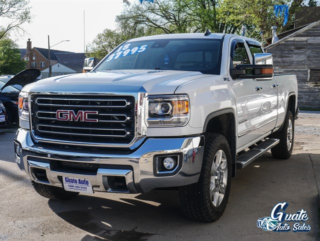 GMC Sierra photo 3